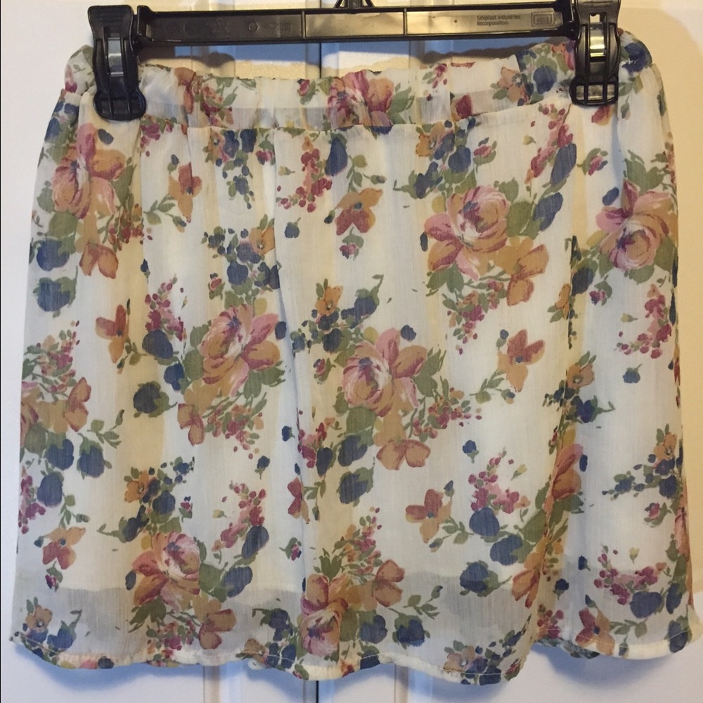 Brandy Melville Floral Mini Skirt